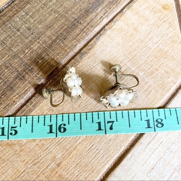 Vintage Faux Pearl Earrings - Picture 5 of 5
